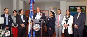 Consulado de NY anuncia apertura de becas a dominicanos en el exterior