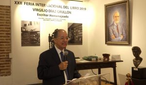 Feria Internacional del Libro rinde tributo al escritor Virgilio Díaz Grullón