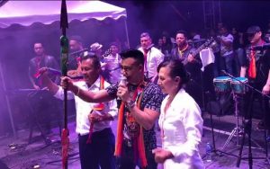 Reconocen en Ecuador al bachatero dominicano Elvis Martínez Reconocen en Ecuador al bachatero dominicano Elvis Martínez