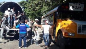 Migración interviene 20 barrios de provincias, detiene 1,063 haitianos