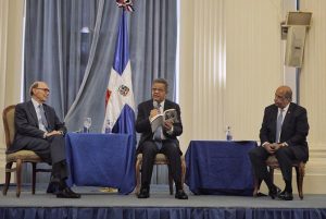 WASHINGTON: Leonel presenta en OEA libro sobre Bosch y Bartlow Martin WASHINGTON: Leonel presenta en OEA libro sobre Bosch y Bartlow Martin