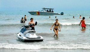 Prohíben uso de vehículos de motor en playas y balnearios en Semana Santa