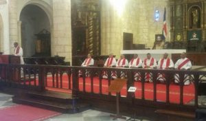 Iglesia RD critica quieran perpetuarse «pisoteando otra vez» Constitución