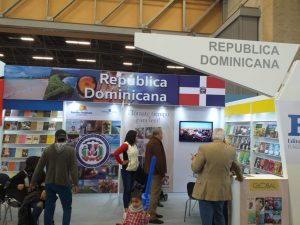 BOGOTA: Colombianos destacan presencia de República Dominicana en Feria del Libro