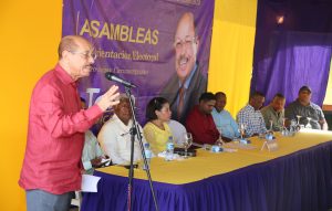 Montás denuncia deterioro en la frontera; promete fomentarle inversiones si gana