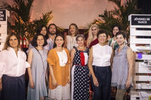 Una exposición cultural y filantrópica