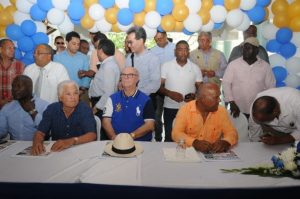 SPM: Hipólito Mejía acusa a Leonel de destruir aparato productivo del Estado