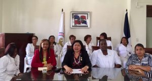 Enfermeras convocan paro de 8 horas para este martes en hospitales del país