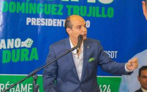 Trujillo pide  periodistas luchar contra “fuerza manipuladora actual dictadura”