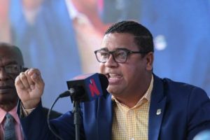 Diputado Tulio Jiménez rechaza logros gobiernos de Danilo estén en riesgo Diputado Tulio Jiménez rechaza logros gobiernos de Danilo estén en riesgo