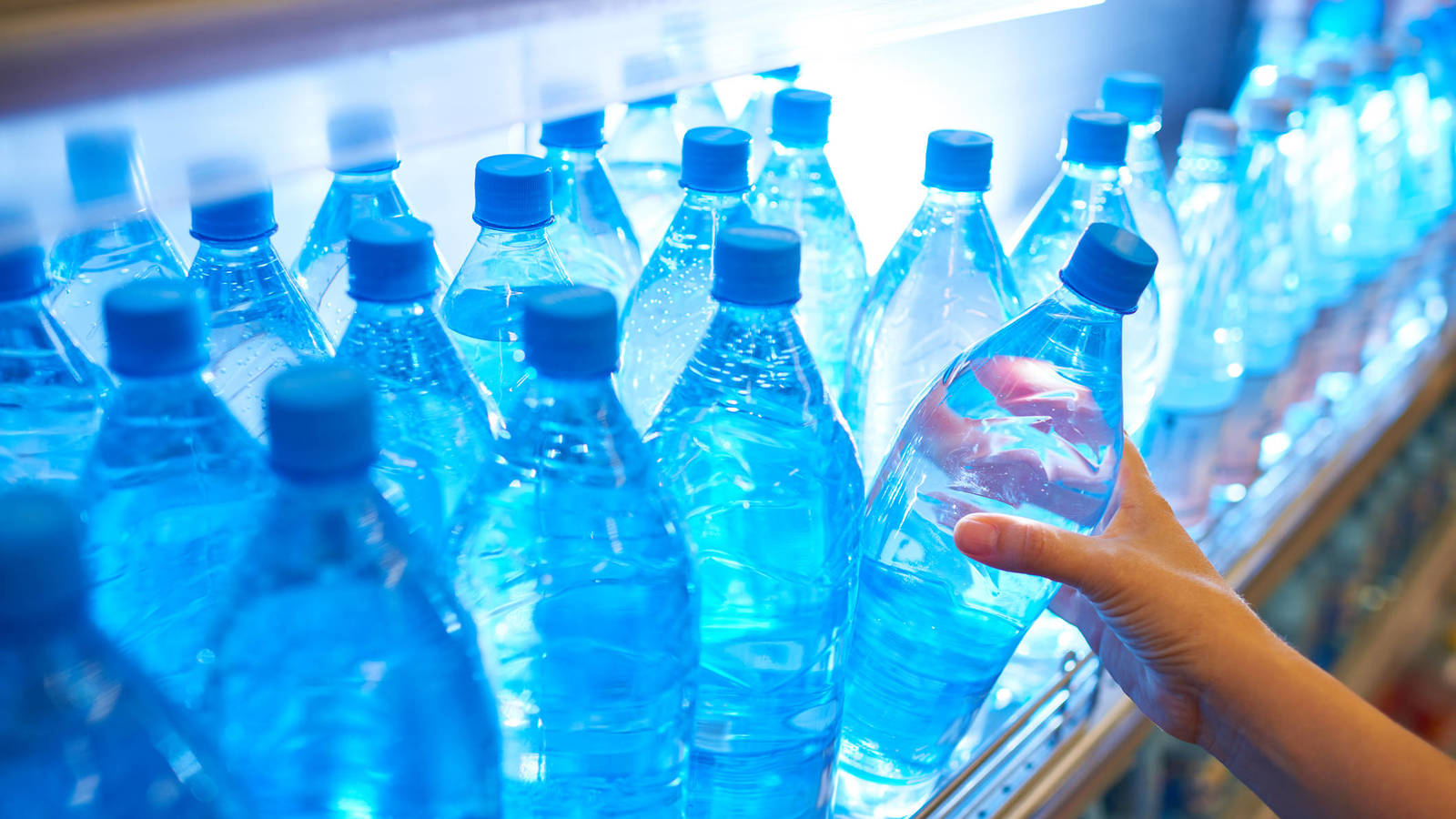 Dicen 1,700 empresas venden agua al granel y no apta para consumo humano