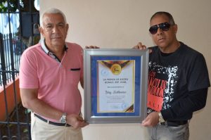 BONAO: Reconocen al periodista Vicente Tony Balbuena