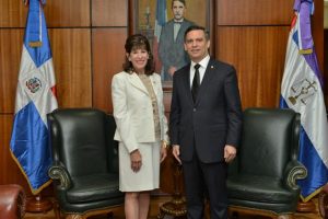 Presidente de SCJ trata con Embajadora EEUU sobre sistema judicial dominicano