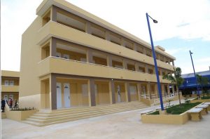 Medina inaugura politécnico, 3 escuelas y estancia infantil en La Altagracia