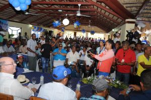 Hipólito promete planes para desarrollar el turismo y la agropecuaria del Sur