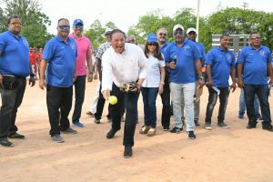 Indotel gana en el torneo de softbol gubernamental