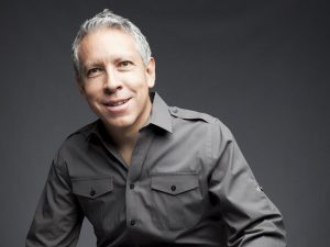 Cantante Marco Barrientos anuncia concierto en Burlington