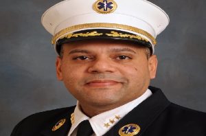 Nombran dominicano jefe auxiliar del Servicio de Emergencias Médicas NY Nombran dominicano jefe auxiliar del Servicio de Emergencias Médicas NY