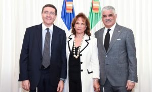 Canciller Vargas preside acuerdo de cooperación con Universidad Trieste Canciller Vargas preside acuerdo de cooperación con Universidad Trieste