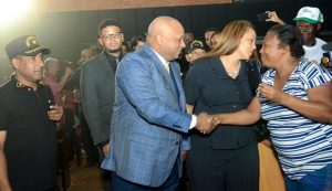 Doctor Manuel Valdez lanza candidatura presidencial por Coalición la Esperanza