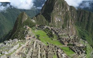 Informe turístico: aeropuerto en Machu Pichu