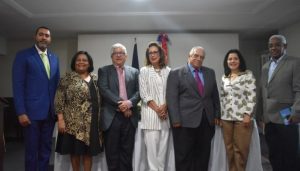 Circulan libros Medios Comunicación y  Manual de Diálisis Donación y Trasplante  