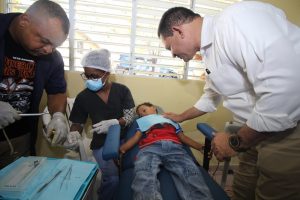 MONTECRISTI: Realizan jornada de salud odontológica