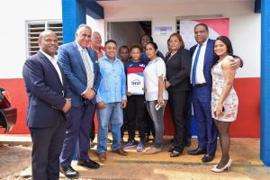 INVI y Miderec entregan casa a la judoka Estéfany Soriano