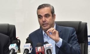 Abinader advierte si someten reforma encabezará protestas frente a Congreso