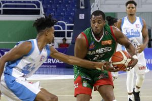 Jonathan Araujo guía Bameso vencer Los Prados en basket superior del DN