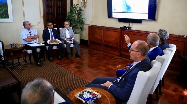 El presidente Danilo Medina coordina arranque del polo turístico de Pedernales imagen