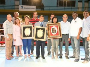 Núñez, Mejía y Secilia consiguen nocauts en Copa Esmeralda