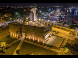 Monumento Fray Antonio de Montesinos recibe visita miles de personas Monumento Fray Antonio de Montesinos recibe visita miles de personas