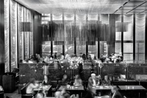 El histórico Four Seasons cierra un año después de su reapertura