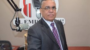 Empresario pide construir estadios en las 32 provincias de RD