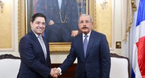 Presidente dominicano y el canciller de Marruecos tratan sobre turismo y energía