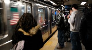 Nueva York asignará 500 policías mas para vigilar sistema de transporte