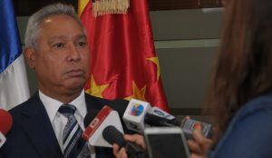 Ministro asegura DM «no manchará» su nombre modificando la Constitución