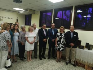 Sucesión Messina dona biblioteca a Universidad O&M