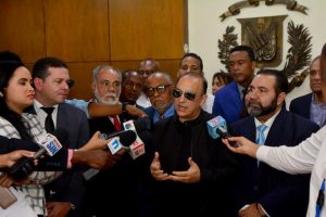 PRSC interpone ante el TC acción de amparo mantenga voto de arrastre