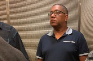 Prometen residencia a dominicano deportado si testifica en caso homicidio