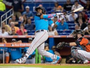 Carlos Santana y Vladimir Jr. participarán en el Festival de Jonrones