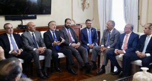 Visita Andy Dauhajre al Palacio Nacional desata andanada de críticas en las redes