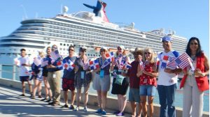 Seis mil cruceristas de Estados Unidos llegaron este jueves a R. Dominicana Seis mil cruceristas de Estados Unidos llegaron este jueves a R. Dominicana