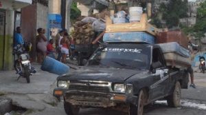 Dirigente del PRM llama a vigilia contra desalojos en barrio La Ciénaga