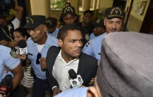 Donny Santana  mediante carta retira aspiraciones a precandidatura en el PLD