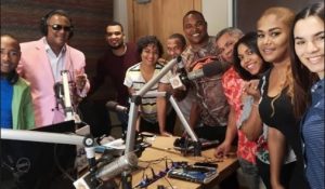 «El Cafecito con Cacharrá» cumple 16 años interrumpidos en la radio de la RD «El Cafecito con Cacharrá» cumple 16 años interrumpidos en la radio de la RD