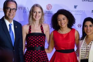 Soprano Stephany Ortega y pianista Léna Kollmeier actuarán en la RD Soprano Stephany Ortega y pianista Léna Kollmeier actuarán en la RD