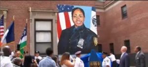 NUEVA YORK: Recuerdan oficial de la Policía baleada en un barrio de Bronx NUEVA YORK: Recuerdan oficial de la Policía baleada en un barrio de Bronx