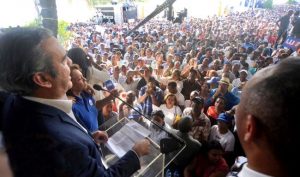 Abinader presenta su precandidatura para «iniciar el cambio en R.Dominicana»